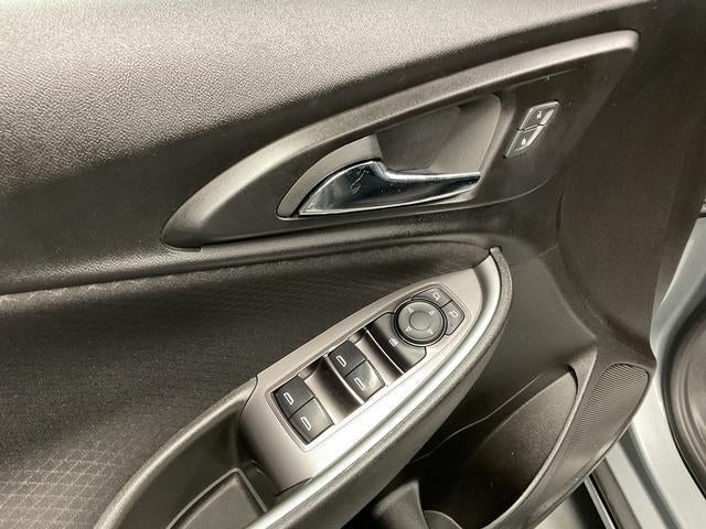 2023 Chevrolet Malibu RS