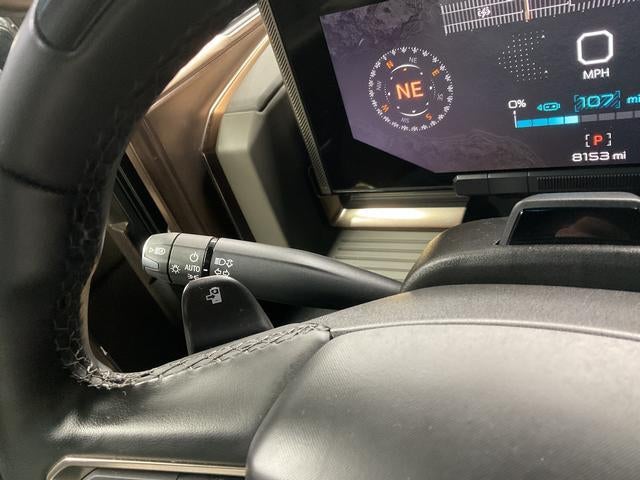 2024 GMC HUMMER EV SUV 2X