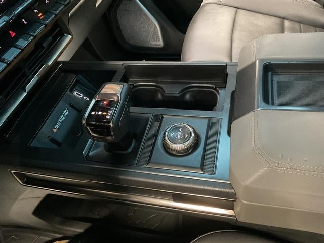 2024 GMC HUMMER EV SUV 2X