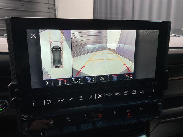 2024 GMC HUMMER EV SUV 2X