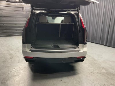 2022 Cadillac Escalade Sport