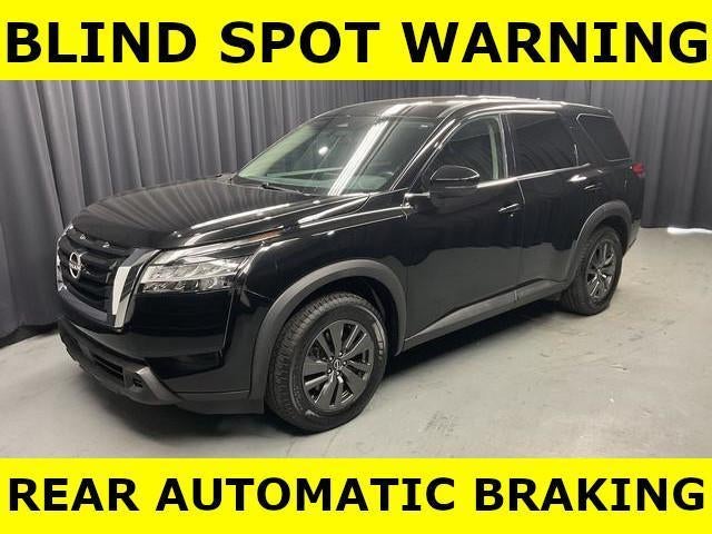 2022 Nissan Pathfinder S