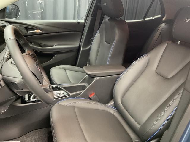 2026 Buick Encore GX Sport Touring - Photo 14