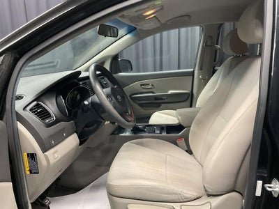 2017 Kia Sedona L